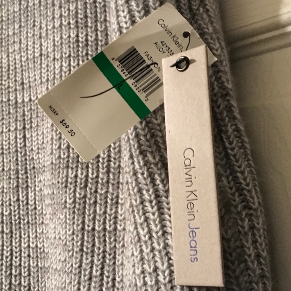 ‼️ SOLD ‼️CALVIN KLEIN JEANS Sweater - Picture 4 of 5